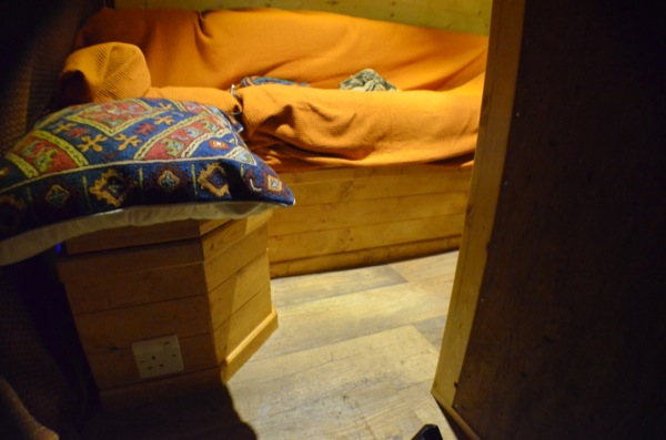 bed-seating