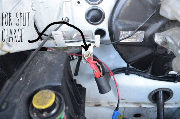 split charge connection on LDV Convoy van