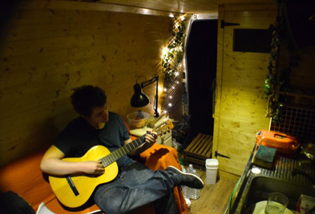 ross-tripp-guitar